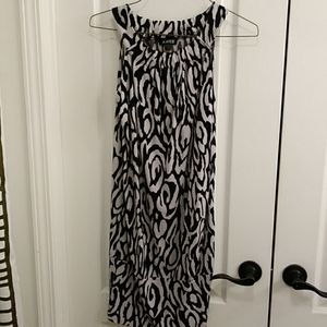 A Byer black white sleeveless dress